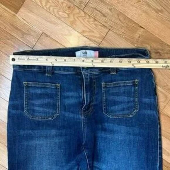 CABI The Patch Pocket Wide Leg Jeans Style 4151 Size 4 - Picture 3 of 5